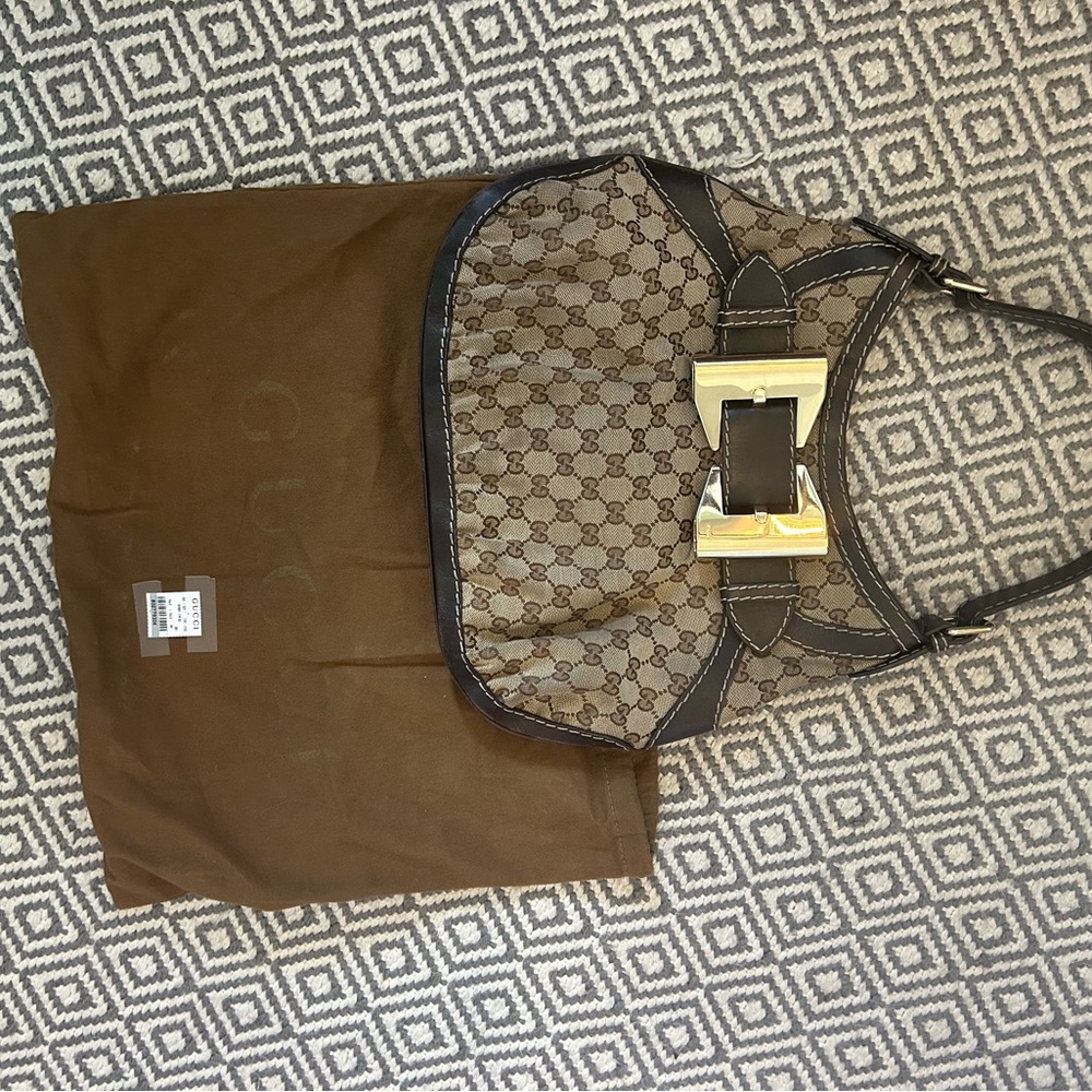 Gucci Hobo Queen Bow Guccisimma Logo Shoulder Bag